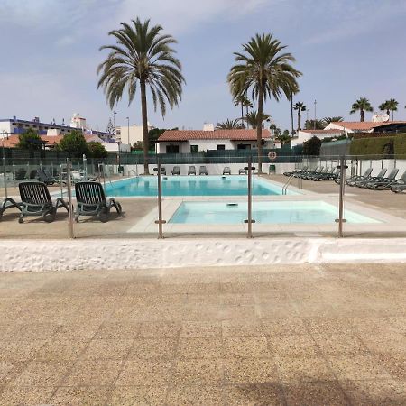 Bungalow With Private Garden Nex To Yumbo Center Villa Maspalomas  Bagian luar foto