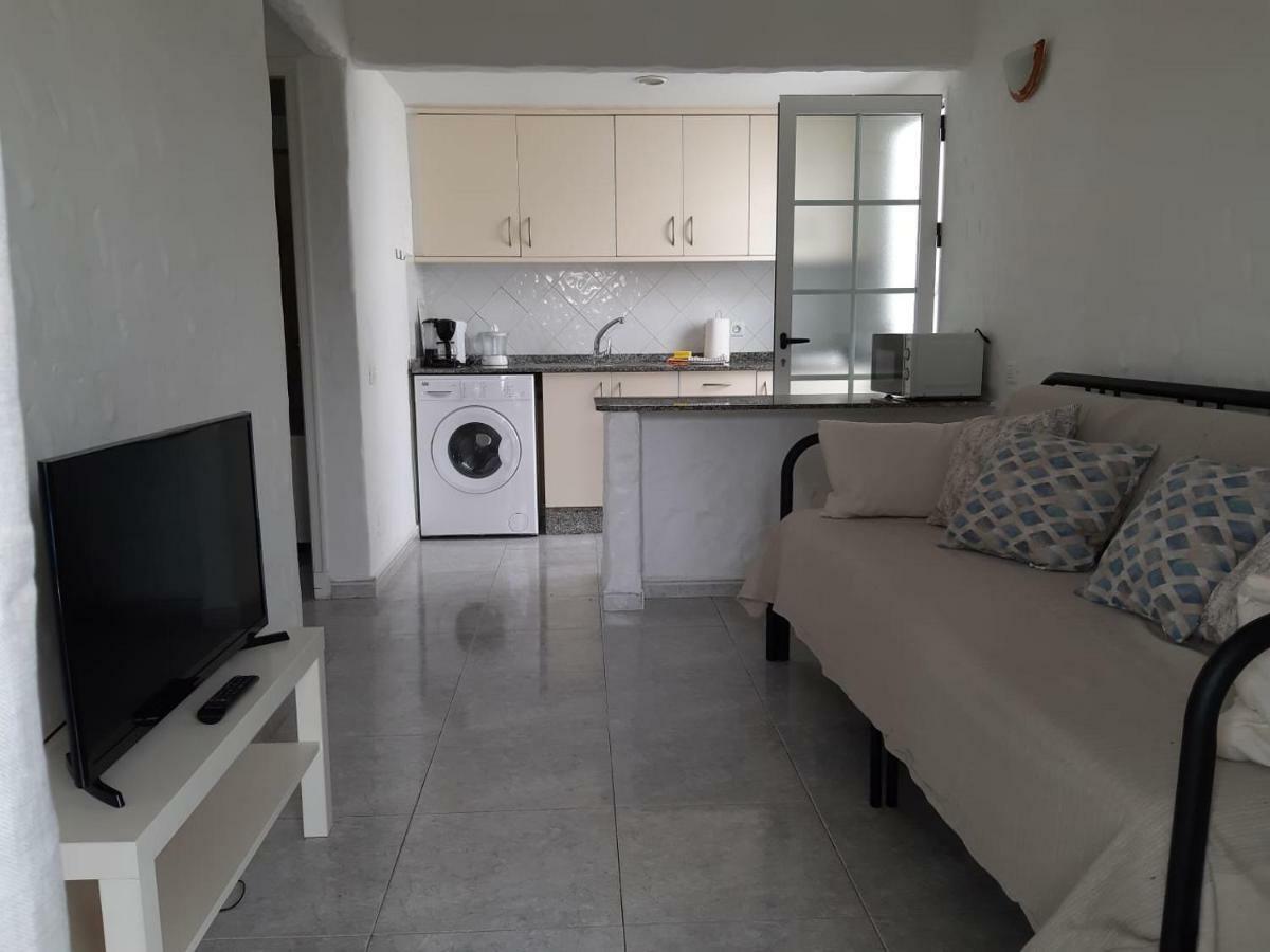 Bungalow With Private Garden Nex To Yumbo Center Villa Maspalomas  Bagian luar foto