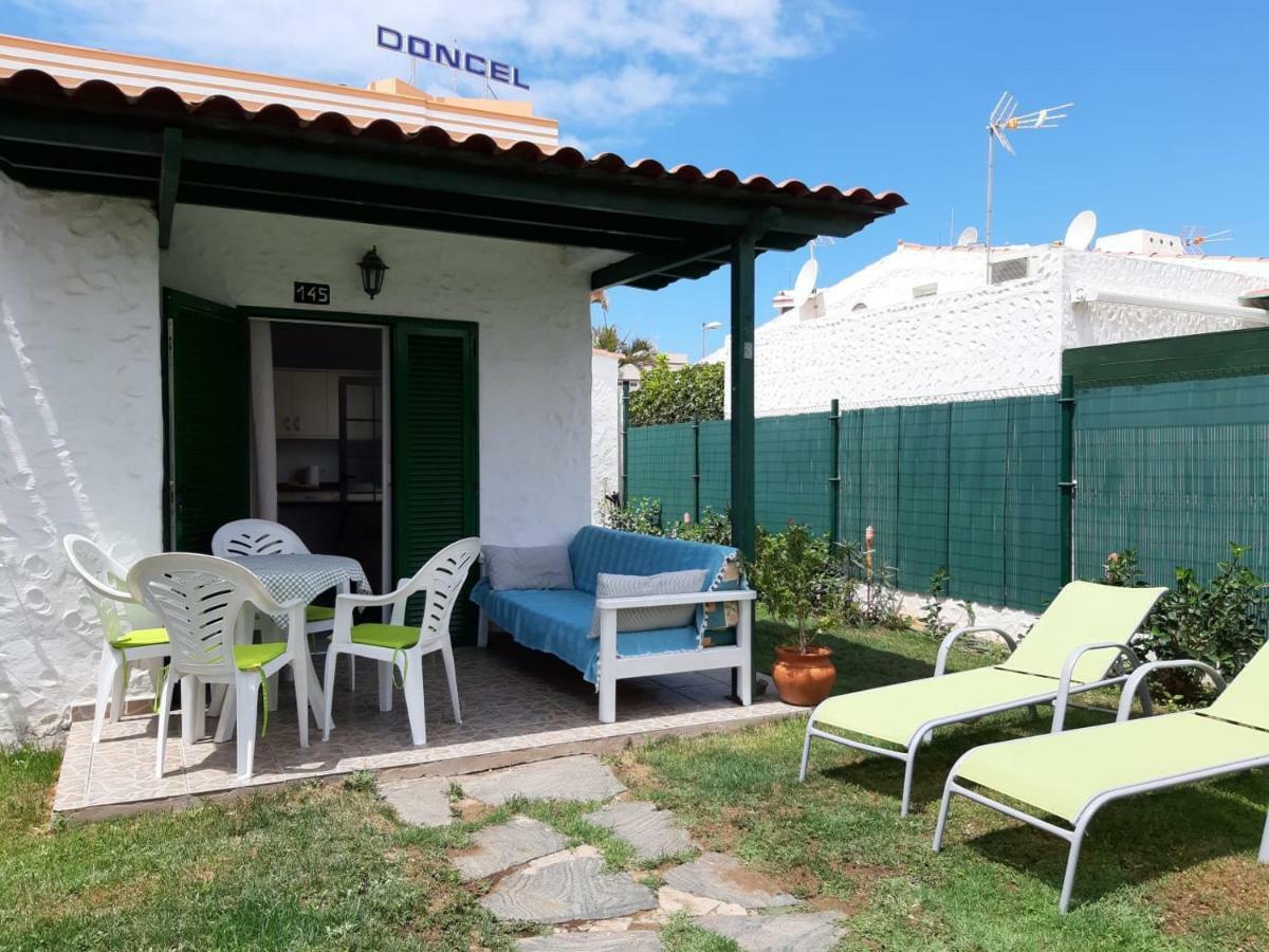 Bungalow With Private Garden Nex To Yumbo Center Villa Maspalomas  Bagian luar foto